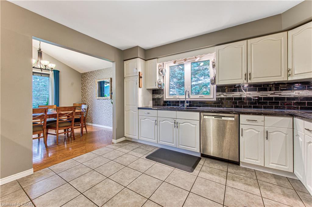 40 Peter Street Property Photo 17