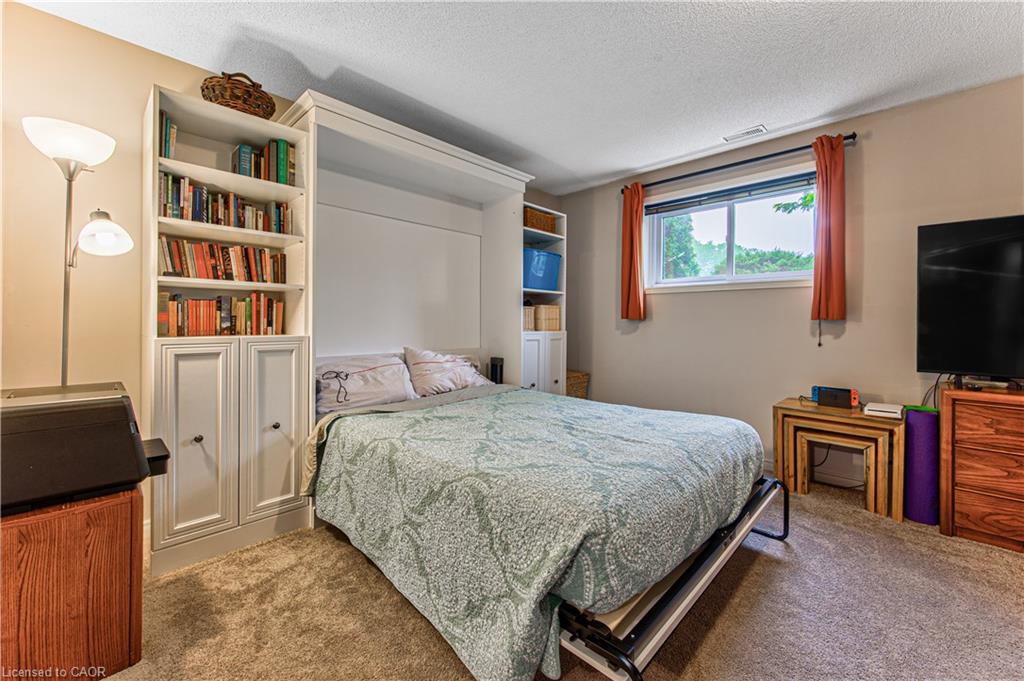 40 Peter Street Property Photo 30
