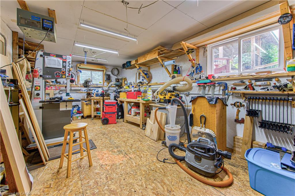 40 Peter Street Property Photo 32
