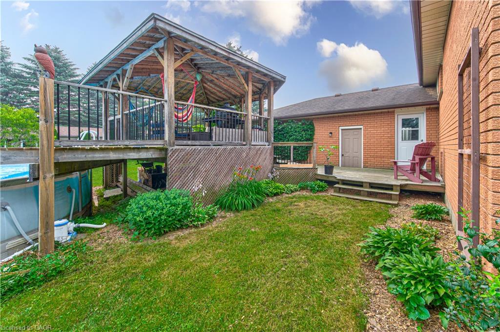 40 Peter Street Property Photo 37