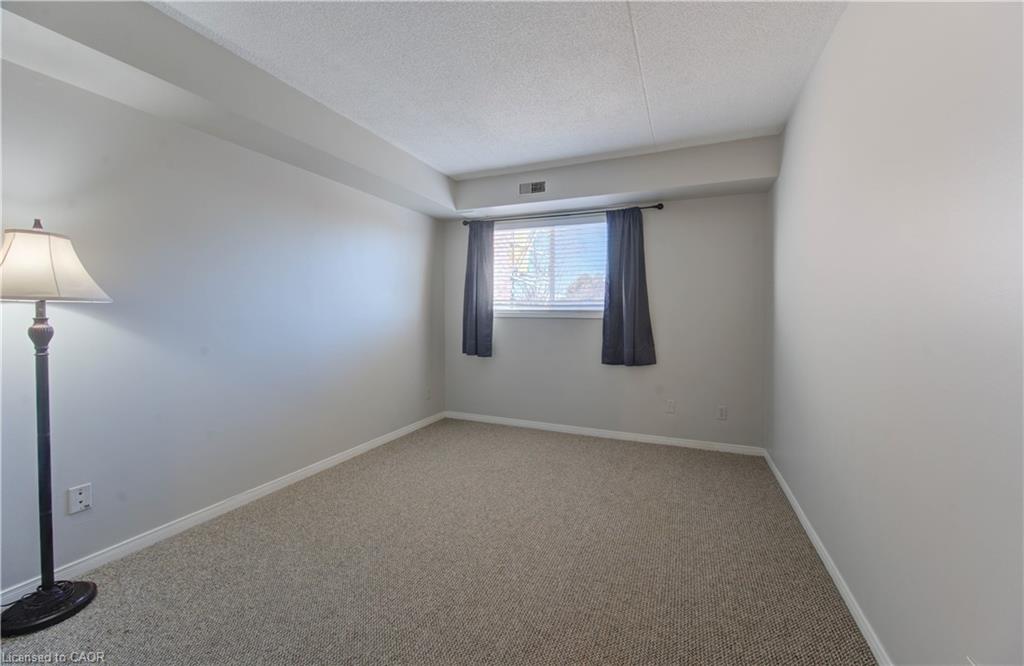 27-3085 Kingsway Drive Property Photo 18