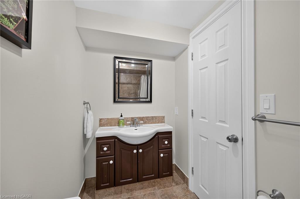 56-30 Regent Avenue Property Photo 38