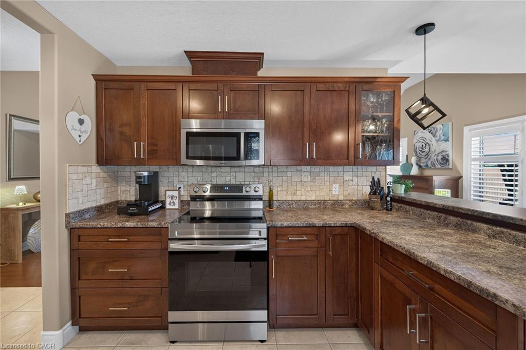 108 Willowdale Crescent Property Photo 11