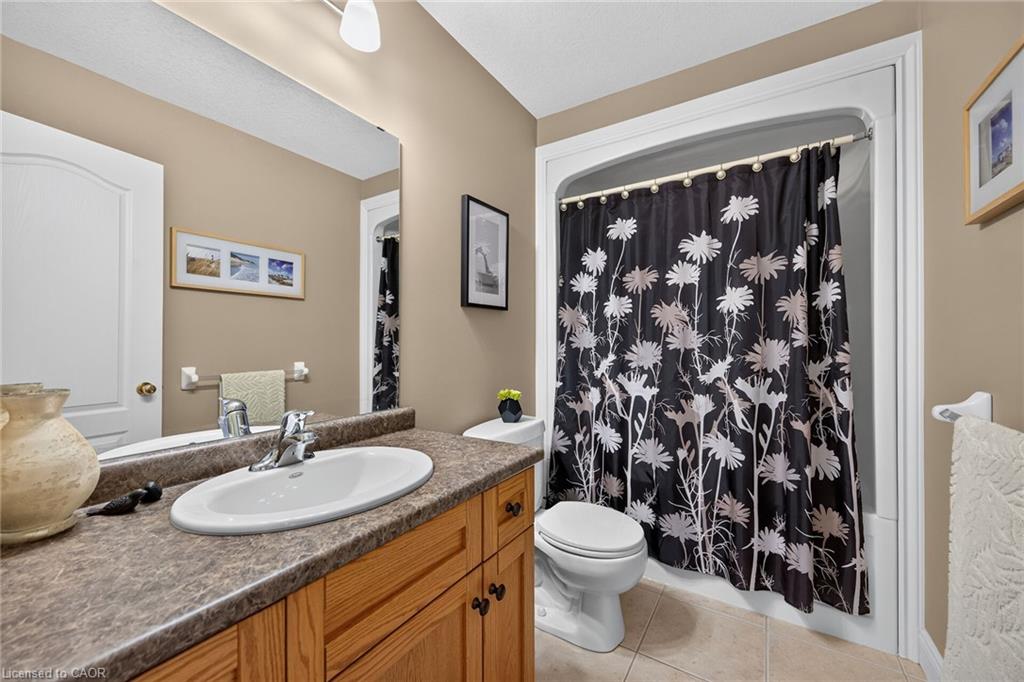 108 Willowdale Crescent Property Photo 17