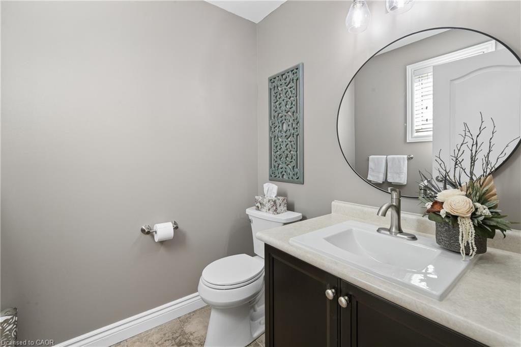 37 Applewood Street Property Photo 11