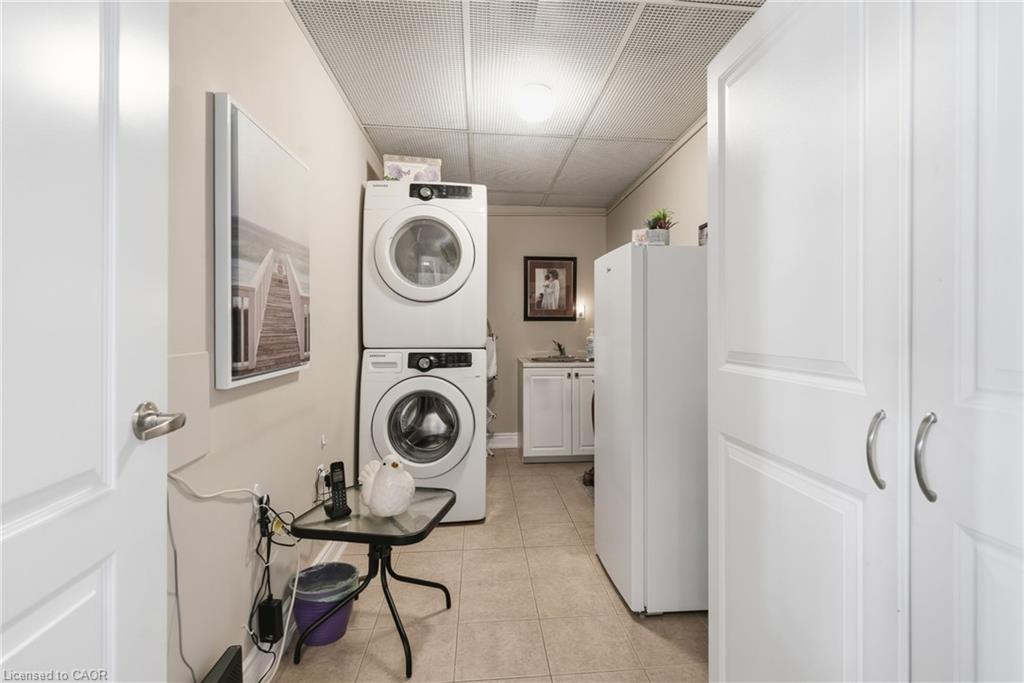 521-8111 Forest Glen Drive Property Photo 22