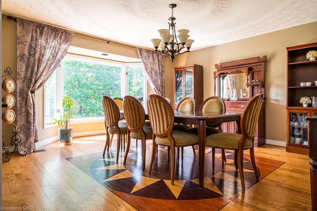 1 Kusins Court Property Photo 6