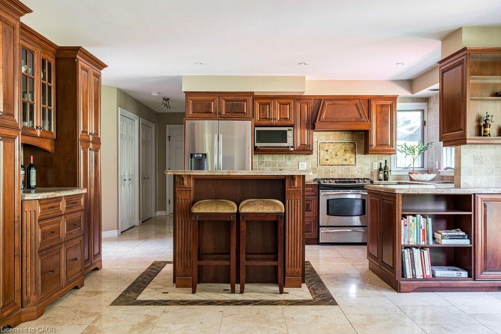 1 Kusins Court Property Photo 9