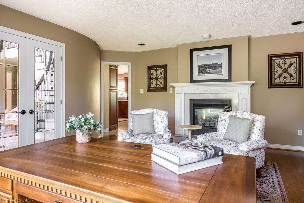 1 Kusins Court Property Photo 15