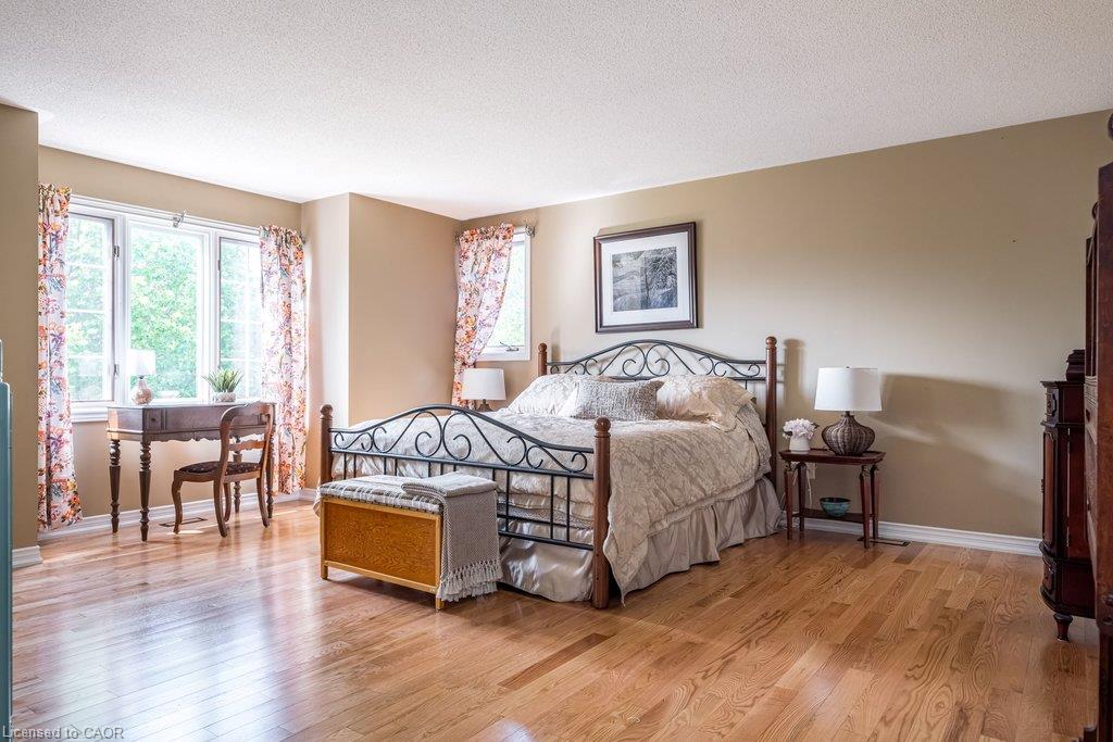 1 Kusins Court Property Photo 18