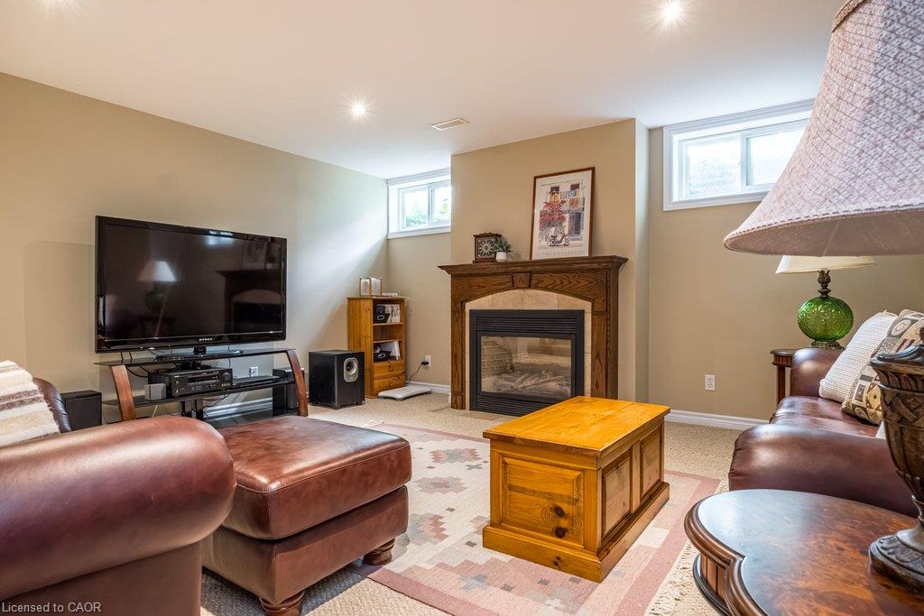 1 Kusins Court Property Photo 25