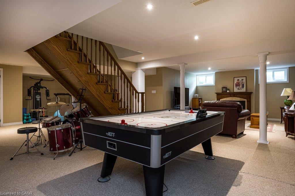 1 Kusins Court Property Photo 28