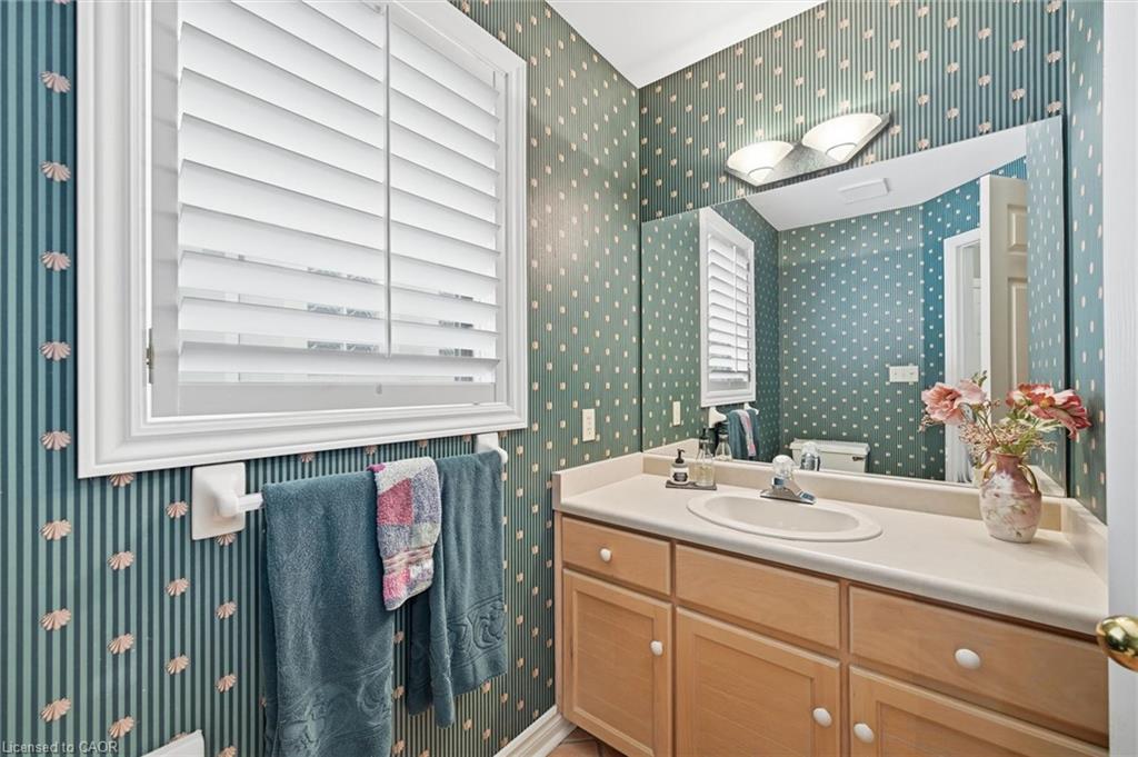 4-1095 Skyview Drive Property Photo 8
