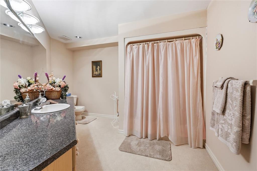 4-1095 Skyview Drive Property Photo 35