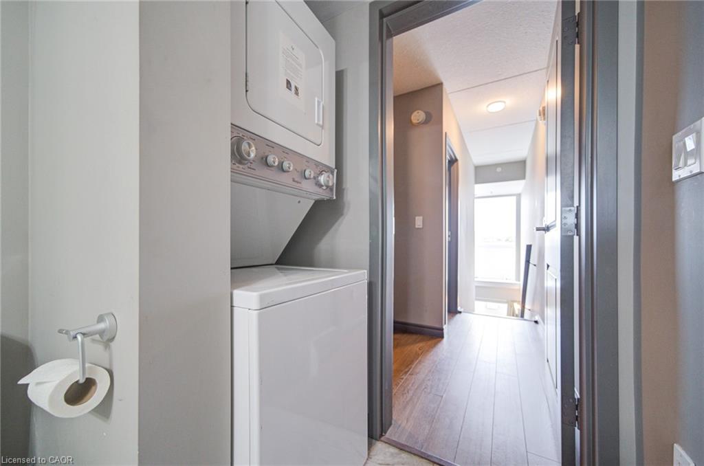 710-321 Spruce Street Property Photo 35