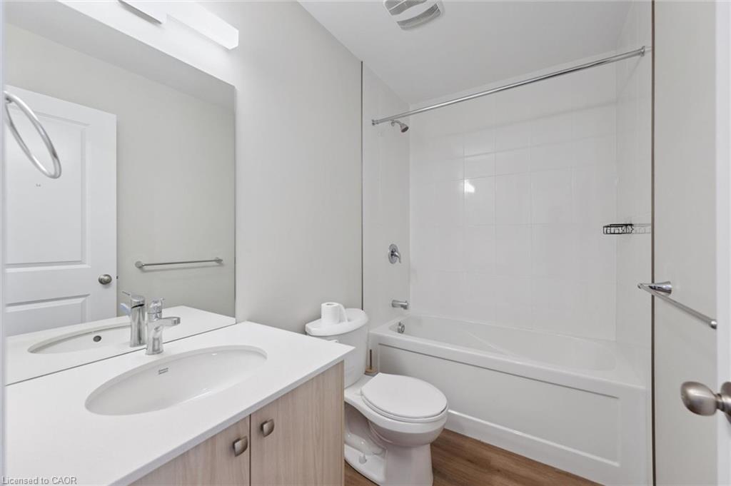 D9-410 Northfield Drive W Property Photo 11