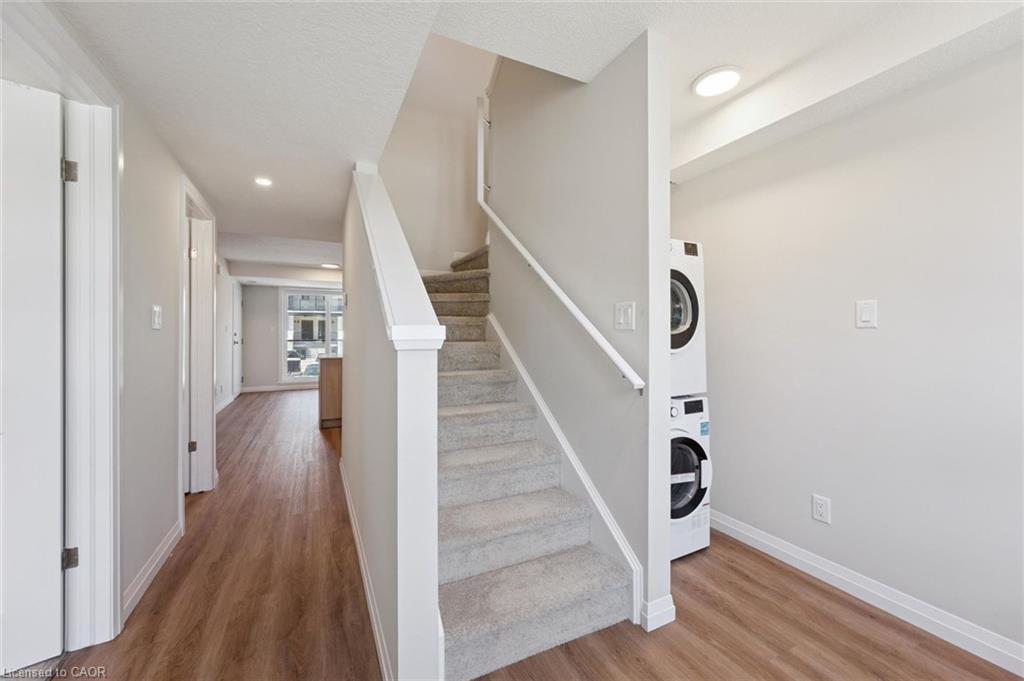 D9-410 Northfield Drive W Property Photo 14