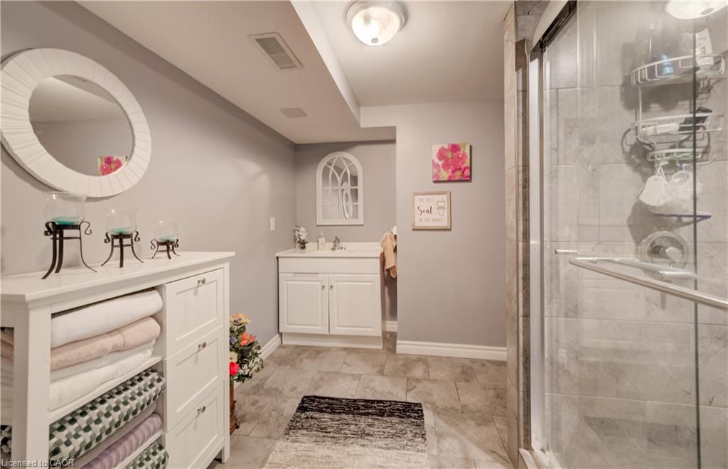 521 Snowdrop Court Property Photo 33