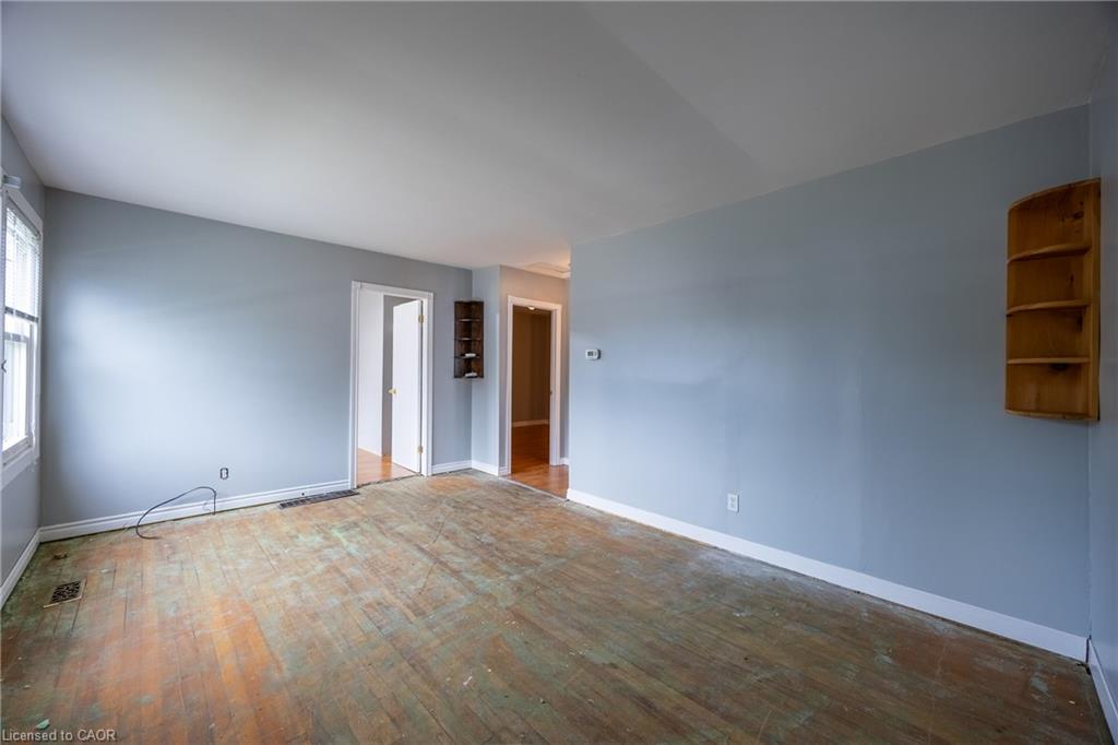 82 Salisbury Avenue Property Photo 4
