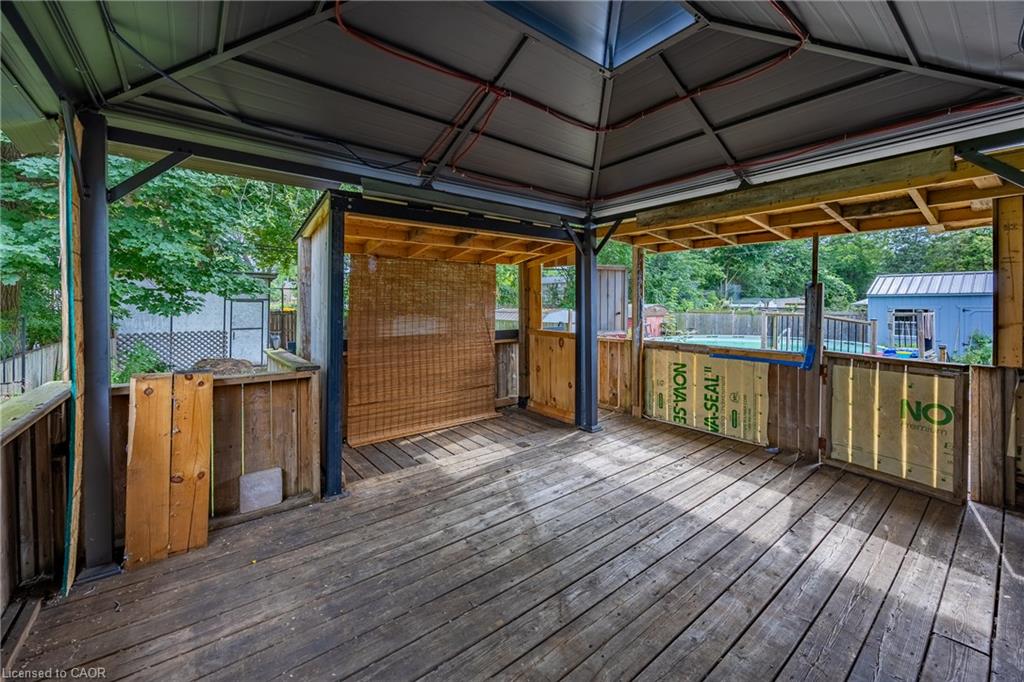 82 Salisbury Avenue Property Photo 27
