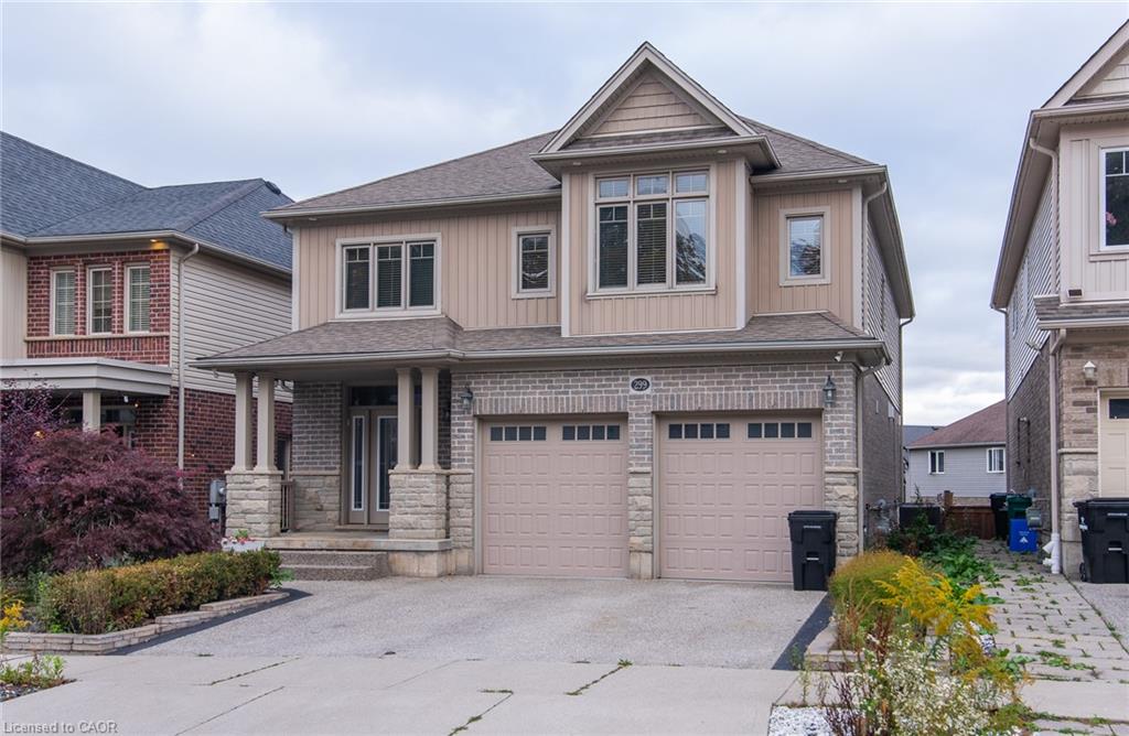 299 Moorlands Crescent