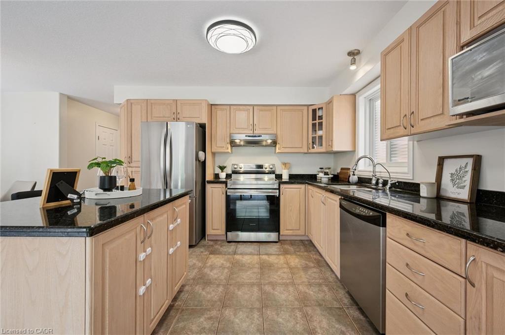 575 Violet Street Property Photo 12