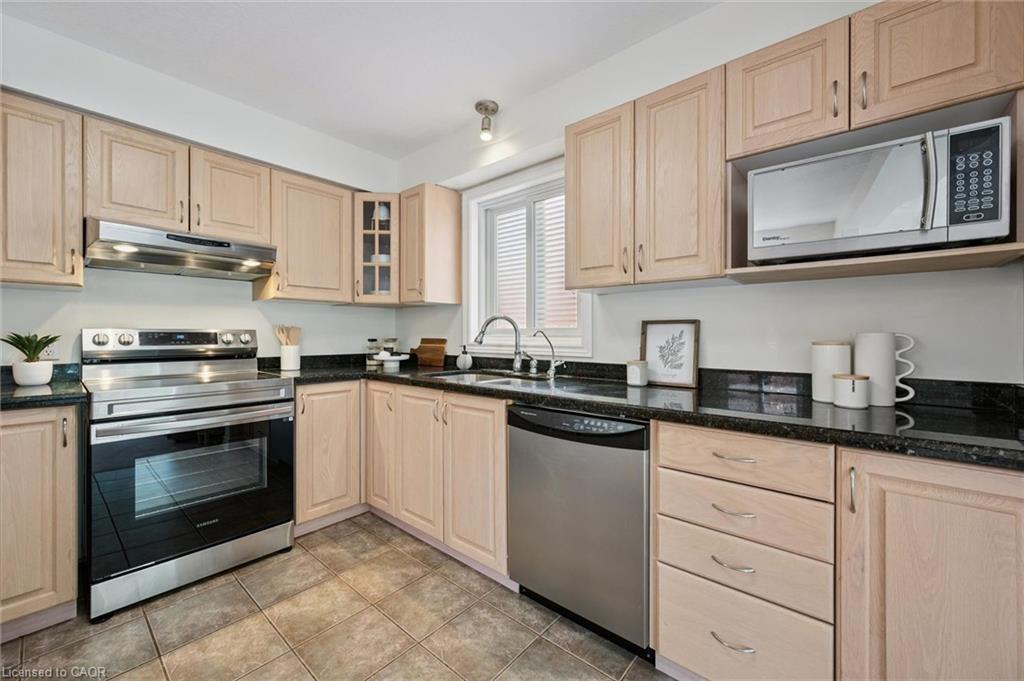 575 Violet Street Property Photo 13