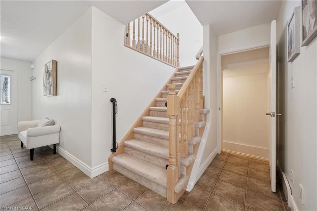 575 Violet Street Property Photo 15