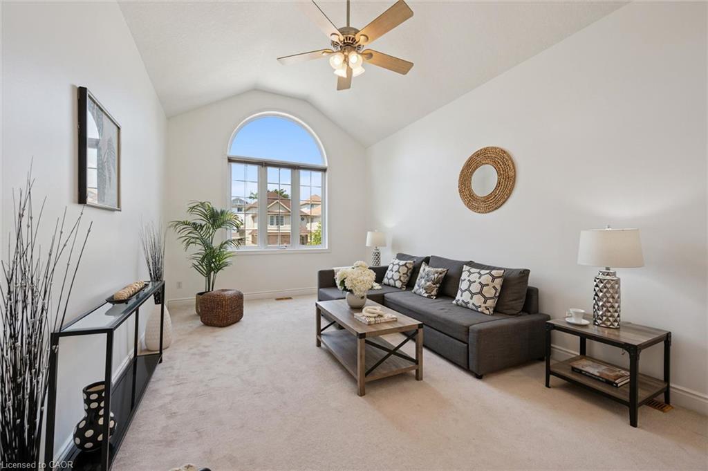 575 Violet Street Property Photo 17