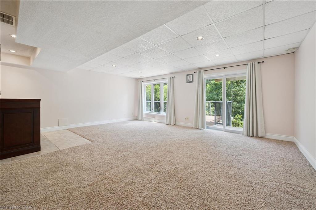 575 Violet Street Property Photo 29
