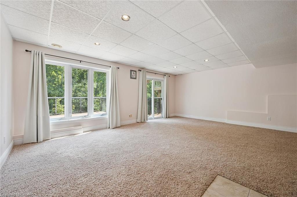 575 Violet Street Property Photo 30
