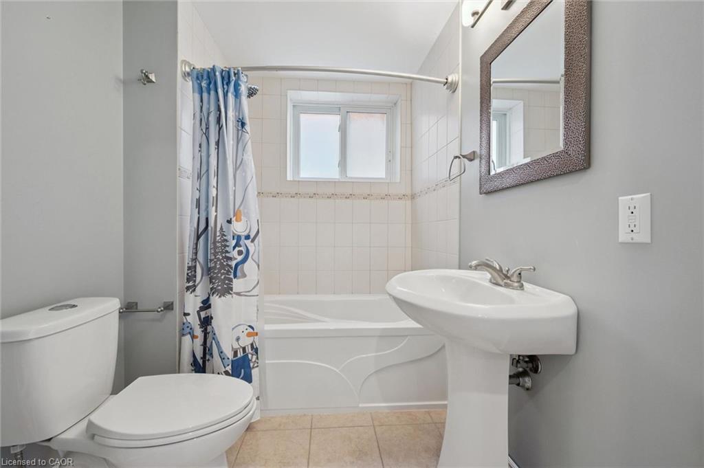 575 Violet Street Property Photo 32