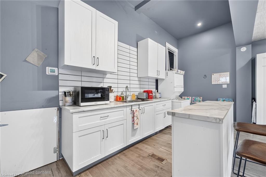 56 East 32nd Street Property Photo 5