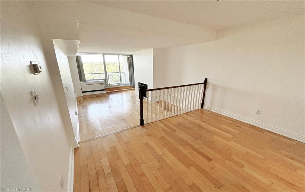 1004-20 Speers Road Property Photo 10