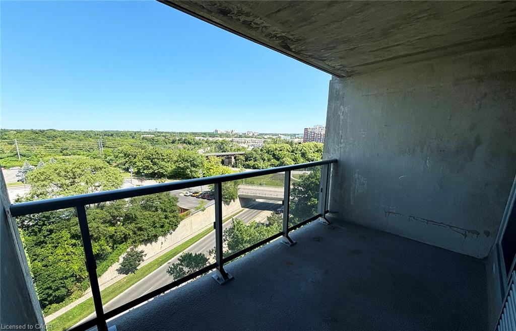 1004-20 Speers Road Property Photo 11