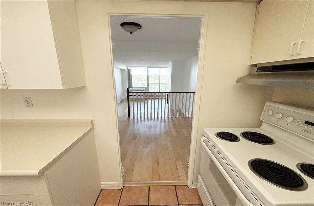1004-20 Speers Road Property Photo 13