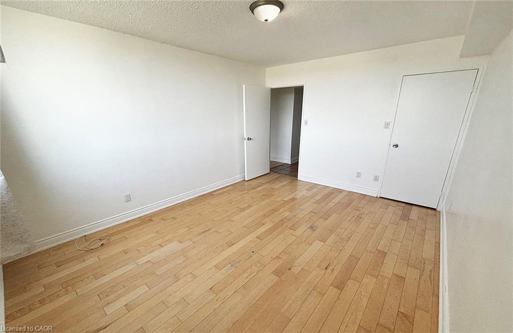 1004-20 Speers Road Property Photo 18