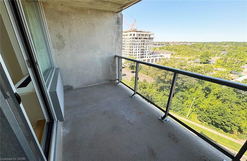 1004-20 Speers Road Property Photo 23