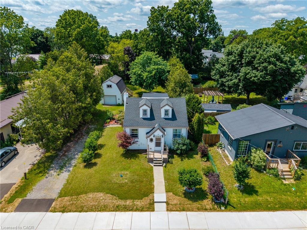 446 East Street Property Photo 2