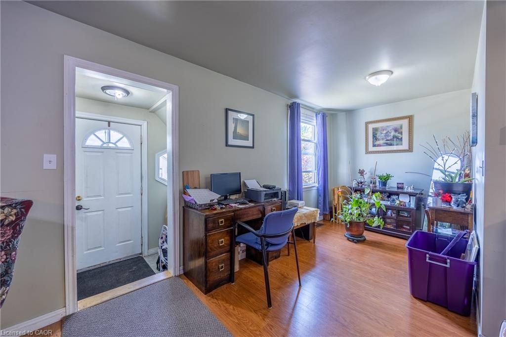 446 East Street Property Photo 5