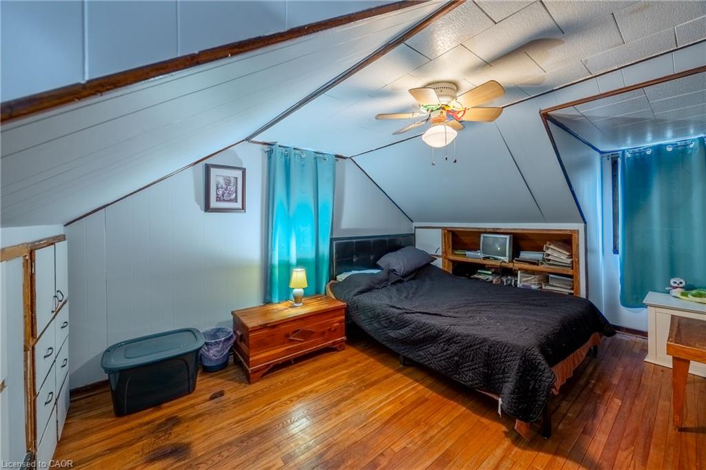 446 East Street Property Photo 15