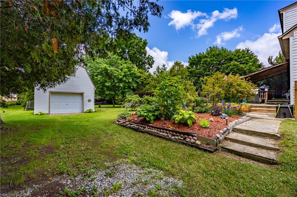 446 East Street Property Photo 25