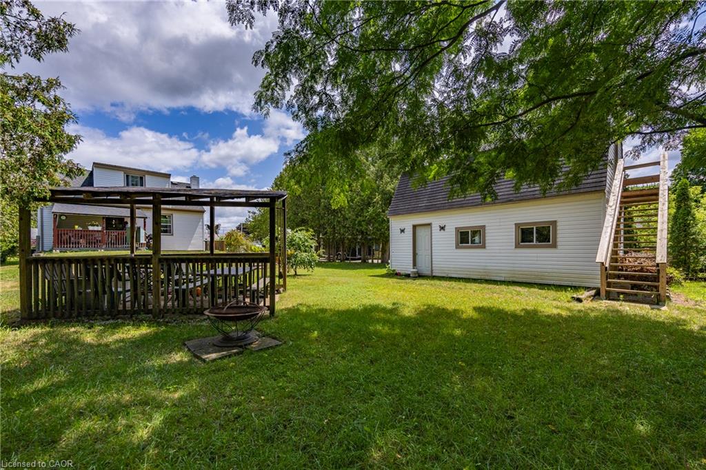 446 East Street Property Photo 26