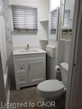 1-1-205 Kenilworth Avenue N Property Photo 16