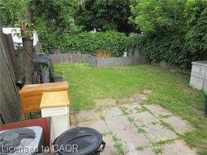 1-1-205 Kenilworth Avenue N Property Photo 19