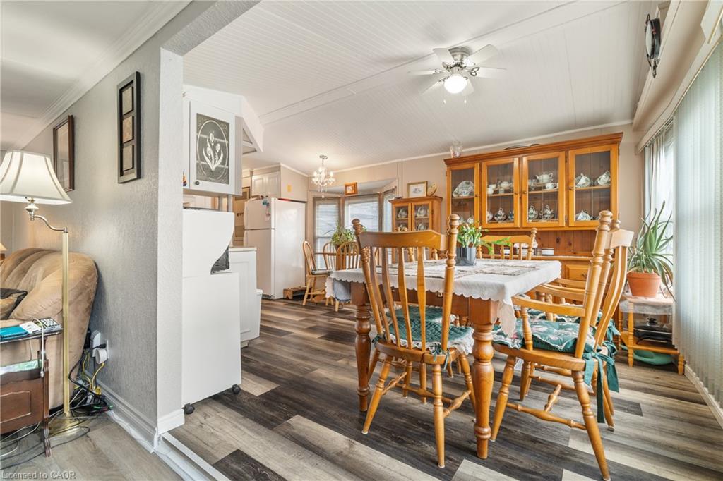 524 Poplar Place Property Photo 15