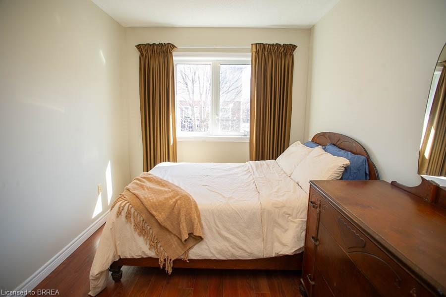 67-20 Mcconkey Crescent Property Photo 16