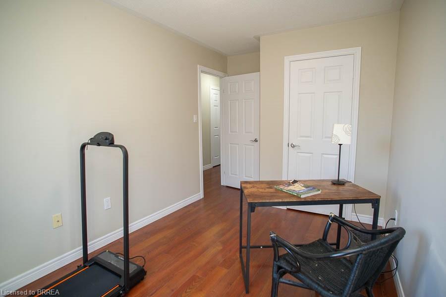 67-20 Mcconkey Crescent Property Photo 19