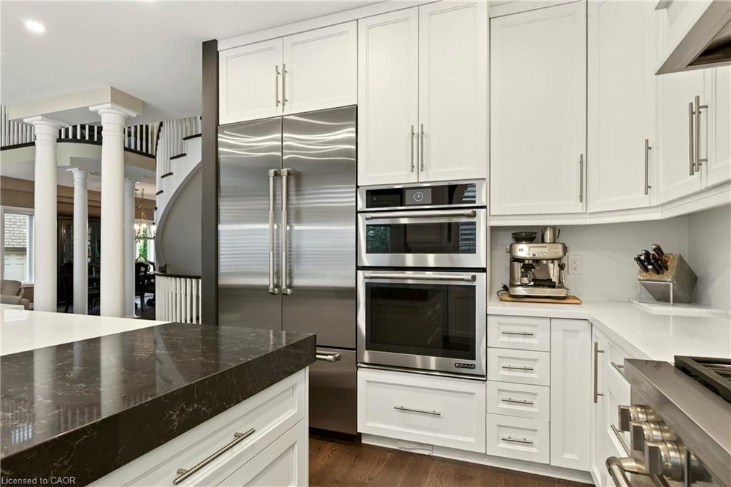 18 Pelham Drive Property Photo 13