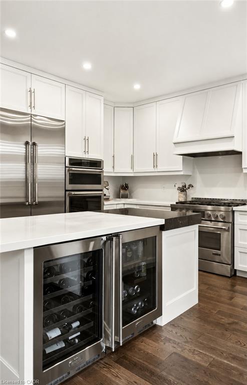 18 Pelham Drive Property Photo 17